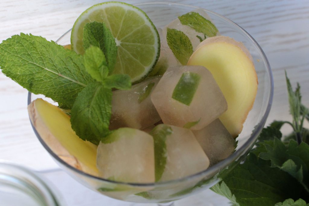 Nettle leaf juice / Sok od koprive Feeding Art