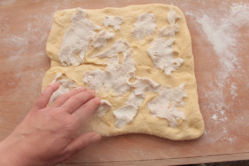 Salenjaci/Pig leaf lard puff pastry Feeding Art